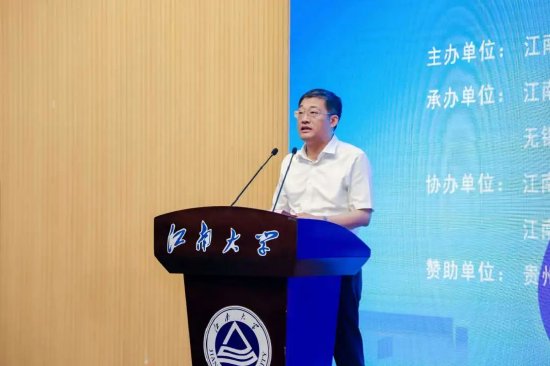 中国工程院院士、江南大学校长陈卫